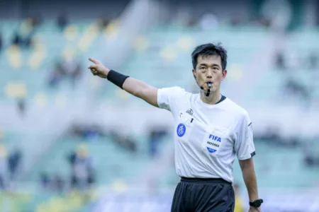PSSI berencana boyong wasit asal Eropa untuk Liga 1 musim depan