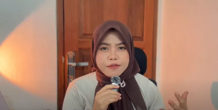 Wiwi Fauziah bahas cara menentukan topik penelitian skripsi