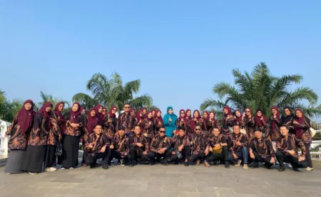 Pegawai DPPKB Karawang