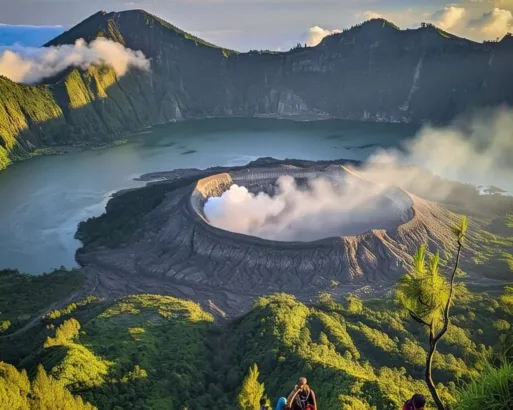 Ilustrasi Gunung Berapi