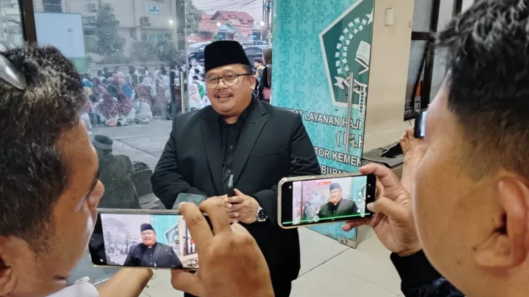 Kemenag Pastikan Pemulangan Jemaah Haji Karawang Lancar Meski Konflik Udara Timur Tengah