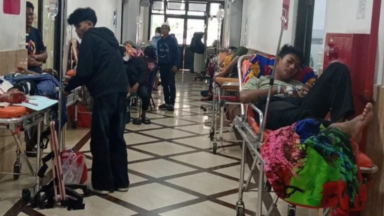 Lonjakan Pasien di IGD RSUD Karawang