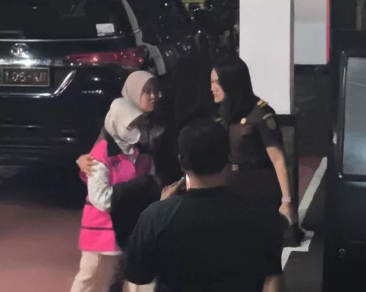 Tersangka Koruspsi Diskanak Kabupaten Purwakarta di jemput Aparat