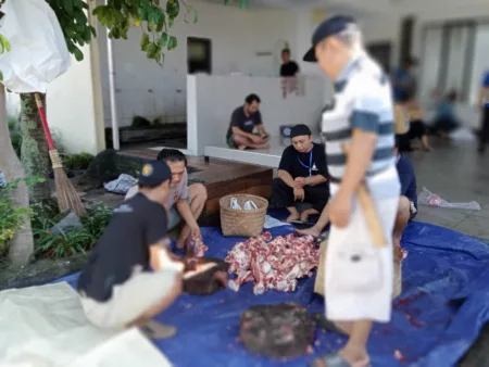 Warga Mandala Residence Laksanakan Pemotongan Hewan Kurban, 5 Sapi dan 1 Domba Disembelih pemotongan hewan kurban