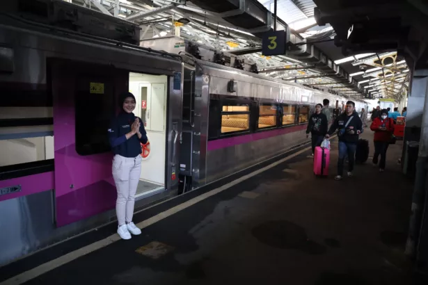 Libur Panjang Idul Adha 2025, KAI Daop 2 Bandung Layani 160 Ribu Lebih Penumpang Jarak Jauh