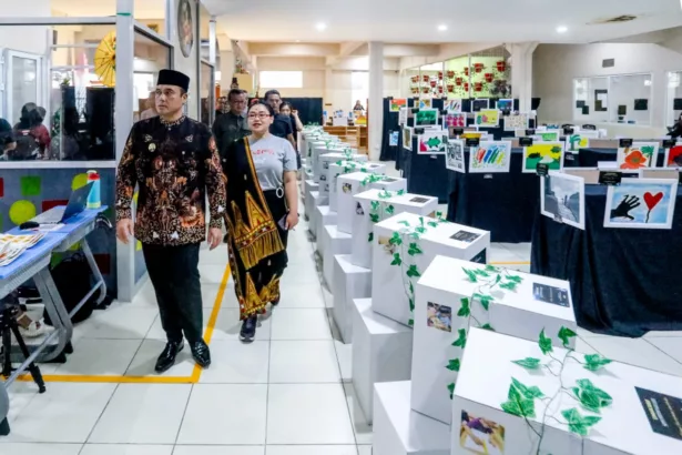 Erwin Kagumi Karya Anak Berkebutuhan Khusus di Unlocked! Spectrum Gallery