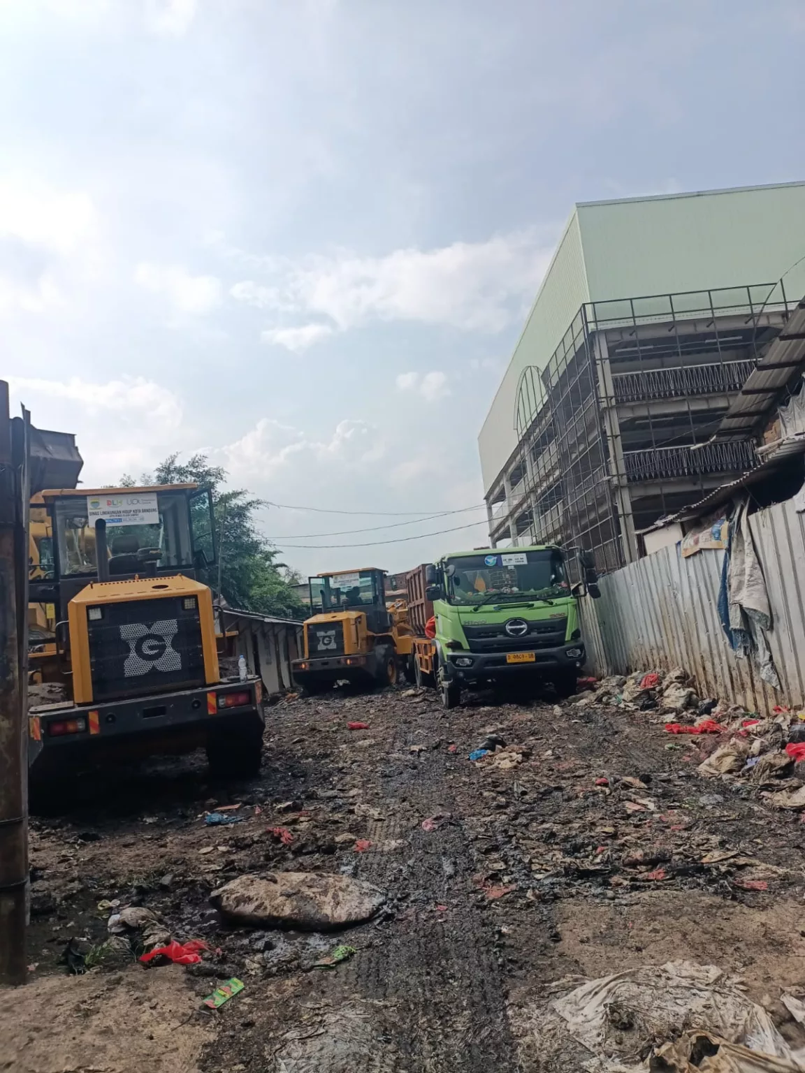 Pasar Suci Nyaris Jadi Tempat Pembuangan Akhir Pasar Suci Nyaris Jadi Tempat Pembuangan Akhir