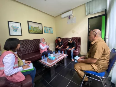 Sosialisasi Program Swacam dan Pascanisasi PLN UP3 Bandung Sekaligus Penyaluranan Bantuan Kepada Siswa Terpilih di Kecamatan Bojongloa Kaler PLN UP3 Bandung