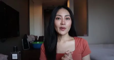 dr. Clarin Hayes Bagikan Tips Mengatasi Susah Tidur dr. Clarin Hayes bagikan tips atasi susah tidur