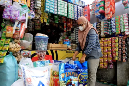 Polisi Gerebek Warung Kelontong di Karawang Timur, Jual Obat Keras Tanpa Izin Ilustrasi toko kelontong