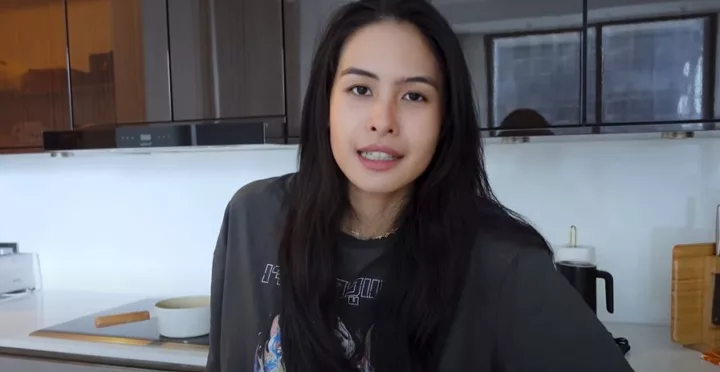 Cara mengelola stres ala Maudy Ayunda