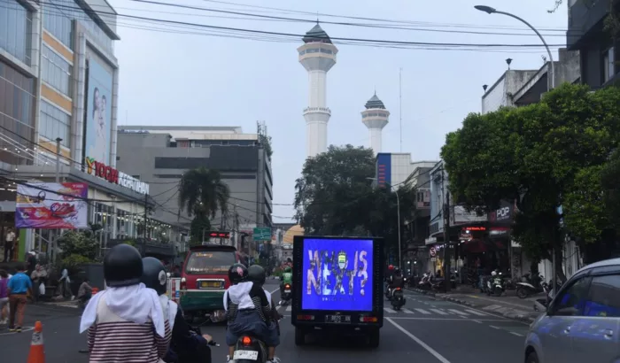 Akan Mengumumkan Dua Pemain Asing Baru Esok Hari, Persib Tawarkan Cara Menarik Melalui Mobiltron Keliling Bandung