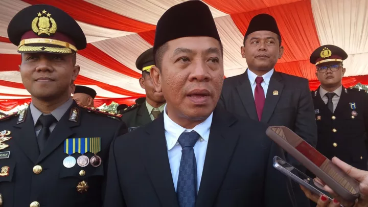 Bupati Karawang Tegaskan Disdikpora Harus Awasi Ketat SPMB, Bila Ditemukan Pelanggaran Tak Segan Ambil Langkah Tegas