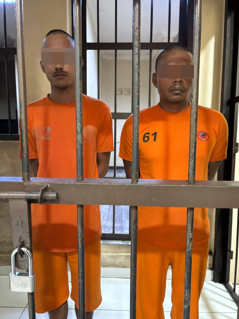 Satreskrim Polres Garut Ungkap Kasus Penggelapan 7,9 Ton Kopi Senilai Rp760 Juta, Dua Pelaku Dibekuk di Dua Kota Satreskrim Polres Garut Ungkap Kasus Penggelapan 7,9 Ton Kopi Senilai Rp760 Juta, Dua Pelaku Dibekuk di Dua Kota