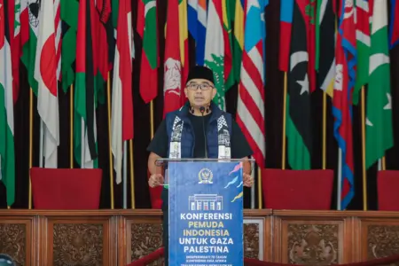 Konferensi Pemuda untuk Palestina Digelar di Gedung Merdeka, Farhan Tegaskan Bandung sebagai Pusat Solidaritas Dunia Konferensi Pemuda untuk Palestina Digelar di Gedung Merdeka, Farhan Tegaskan Bandung sebagai Pusat Solidaritas Dunia