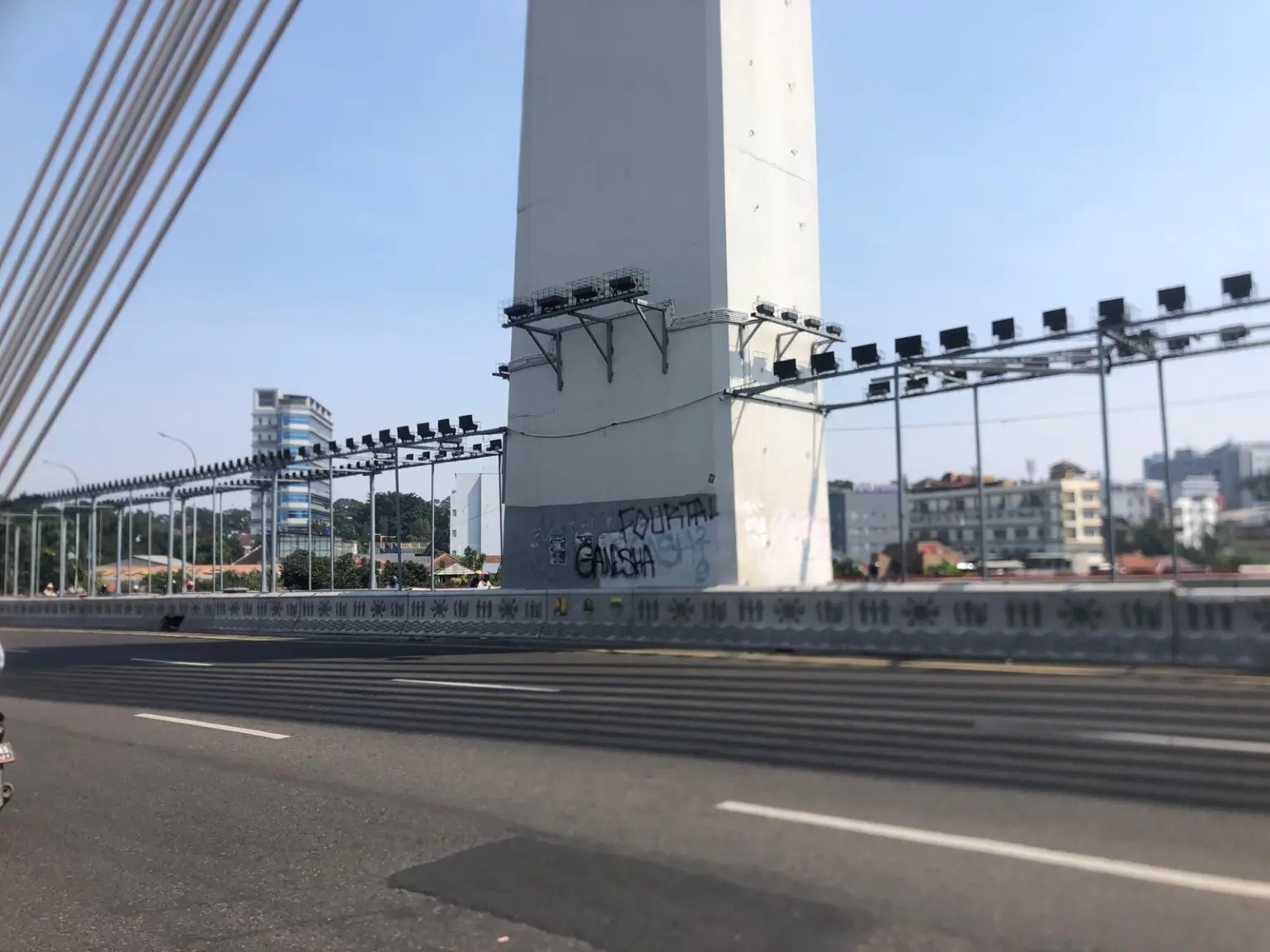 Flyover Pasupati Kembali Jadi Sasaran Vandalisme, PUPR Tingkatkan Pengawasan Flyover Pasupati Kembali Jadi Sasaran Vandalisme, PUPR Tingkatkan Pengawasan