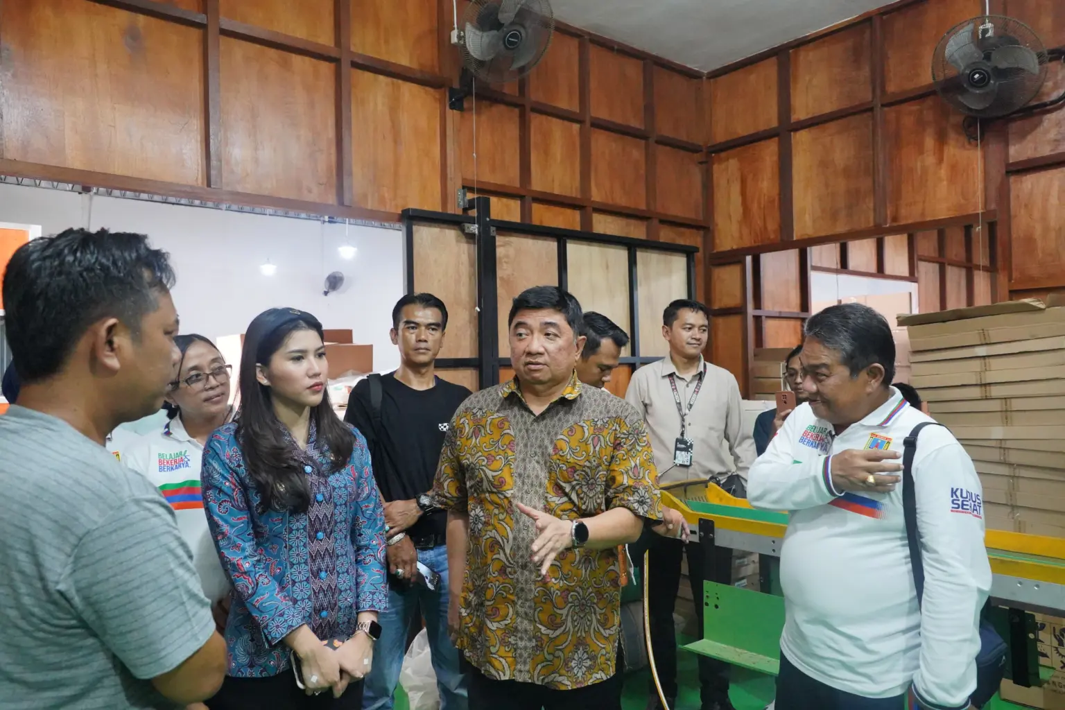 Pemkab Garut Akan Adopsi Model Industri Tembakau Kudus Pemkab Garut Akan Adopsi Model Industri Tembakau Kudus