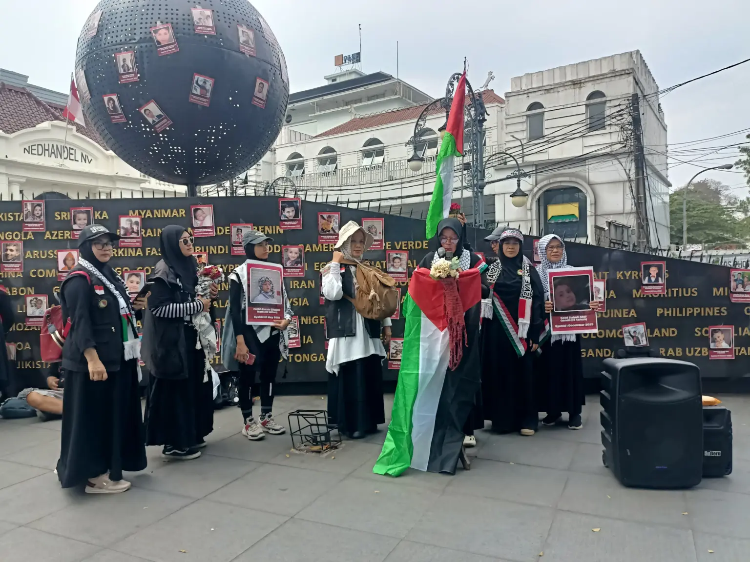 FJPP Gelar Aksi Damai 24 Jam di Monumen Asia Afrika: “Hari Mengenang Namamu, Vigil of Great For Gaza”
