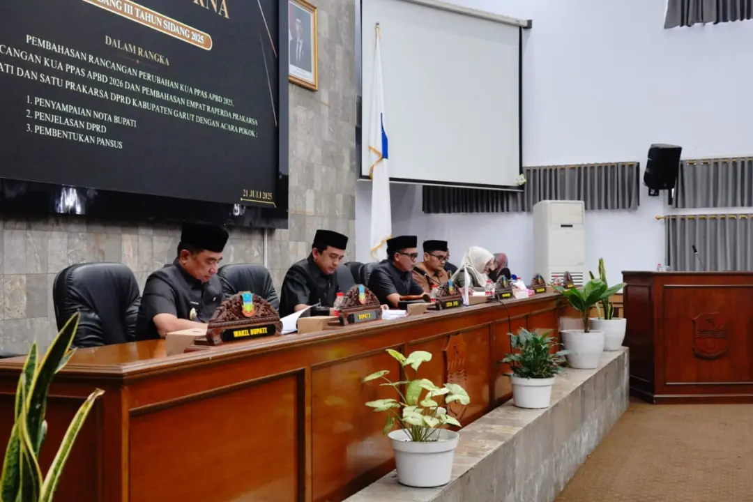 Pemerintah dan DPRD Garut Dorong Percepatan Pembangunan Tahun 2025 Paripurna DPRD Garut