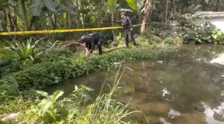 Pemusnahan Mortir Oleh Gegana Brimob Polda Jabar