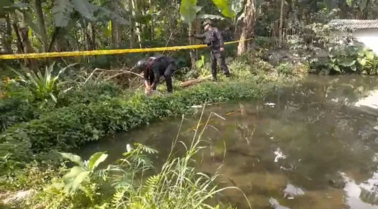 Pemusnahan Mortir Oleh Gegana Brimob Polda Jabar