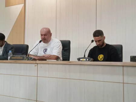 Setelah Zalnando, Bojan Hodak Pastikan Akan Meminjamkan Beberapa Pemain Lokal Lainnya Pelatih Persib Bandung Bojan Hodak Siap Hadapi lawannya di Piala Presiden 2025