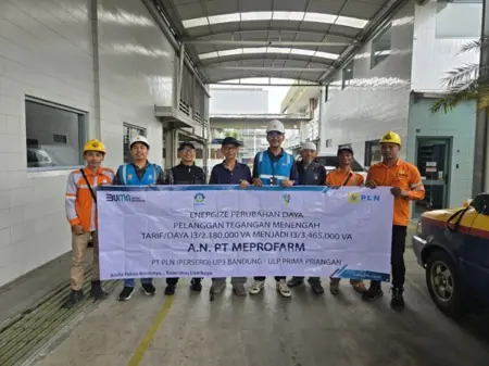Dukung Optimalisasi Usaha Bidang Farmasi, UP3 Bandung Realisasikan Naik Daya PT Meprofarm UP3 Bandung Realisasikan Naik Daya PT Meprofarm