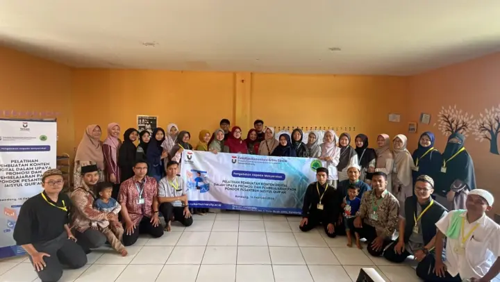 Dosen Ilmu Komunikasi Telkom University Latih Guru Pesantren Jaisyul Quran Buat Konten Digital