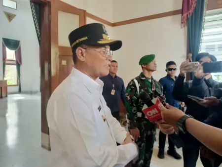 Wagub Jabar Pastikan Tidak Ada Pengusiran Siswa SLBN A Pajajaran SLBN A Pajajaran