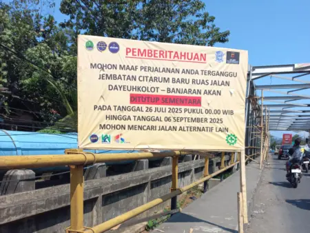 Jembatan Dayeuhkolot Ditutup Sementara Mulai 26 Juli, Perbaikan Dilakukan Bertahap Jembatan Dayeuhkolot ditutup