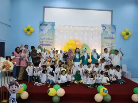 Rayakan Hari Anak Nasional, PLN UP3 Bandung Berbagi Kebahagiaan di Panti Asuhan Wisma Putra PLN UP3 Bandung