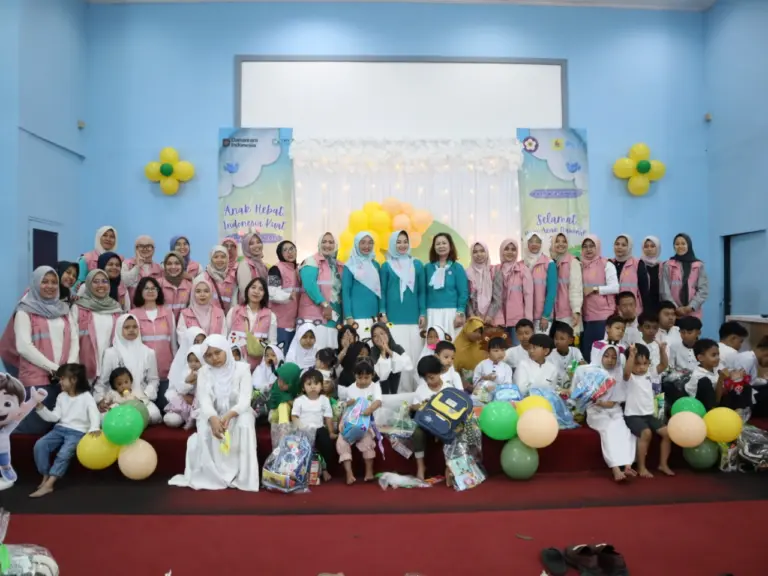 Srikandi PLN UP3 Bandung Kunjungi Anak Pejuang Kanker di YKAKI Bandung PLN UP3 Bandung