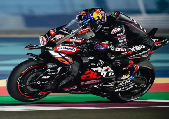 Jorge Martin memutuskan bertahan di Aprilia