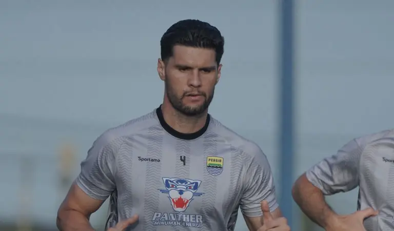 Pemain Persib Bandung Julio Cesar