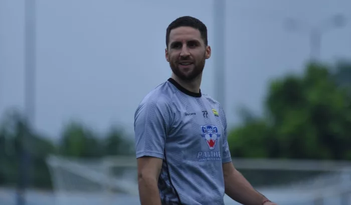 Luciano Guaycochea Ungkap Rasa Senangnya Bisa Berseragam Persib Bandung