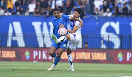 Uilliam Barros Puji David Da Silva dan Berharap Bisa Membawa Persib Juara Uilliam Barros Puji David Da Silva dan Berharap Bisa Membawa Persib Juara