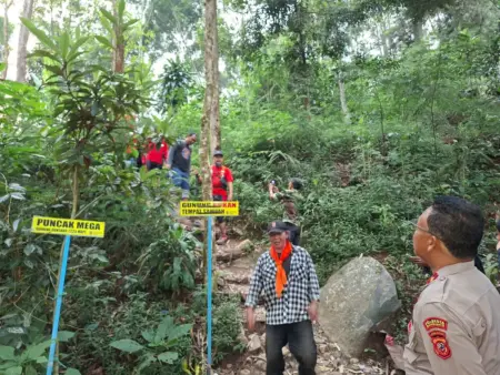 Remaja Terjatuh ke Jurang, Jalur Pendakian Puncak Mega Gunung Puntang Ditutup Sementara Remaja Terjatuh ke Jurang, Jalur Pendakian Puncak Mega Gunung Puntang Ditutup Sementara