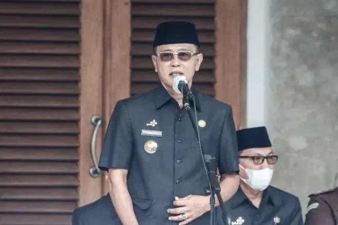 Bupati Ciamis Herdiat Sunarya