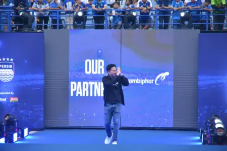 Persib Umumkan Ikat Kerjasama Dengan Combiphar sebagai Sponsor Baru Musim 2025/2026