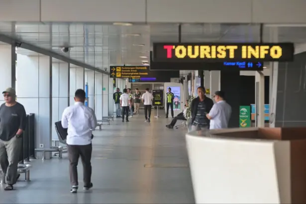 Wali Kota Bandung Dorong Bandara Husein Jadi Gerbang Internasional Lagi