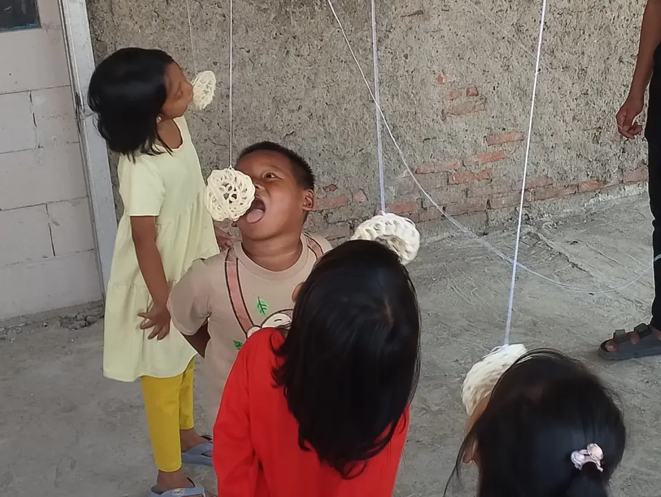 Warga Karawang Antusias Ikuti Lomba Tujuhbelasan