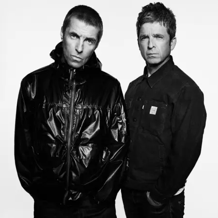 Noel Gallagher Akui Bangga Bisa Kembali Satu Panggung dengan Liam di Tur Reuni Oasis Noel Gallagher Akui Bangga Bisa Kembali Satu Panggung dengan Liam di Tur Reuni Oasis