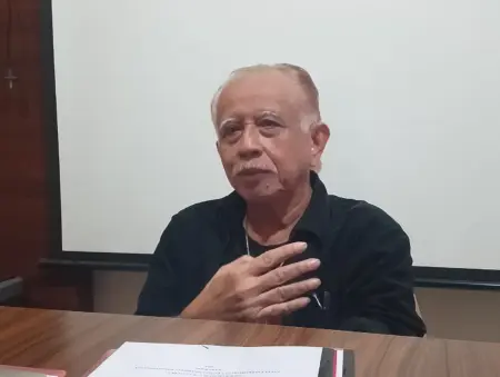 Sesepuh Dosen Unsika Desak Rektor Berikan Tunjangan Kinerja bagi Dosen Non-ASN Sesepuh Dosen Unsika Desak Rektor Berikan Tunjangan Kinerja bagi Dosen Non-ASN