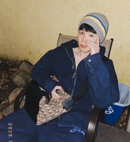 Video Elevator Picu Spekulasi Hubungan Jimin BTS dengan Aktris Song Da Eun Video Elevator Picu Spekulasi Hubungan Jimin BTS dengan Aktris Song Da Eun