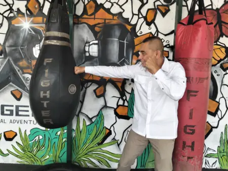 Duel XIII di Bandung: Agung Satria dan Ade Hadian Tampil di Laga Eksibisi MMA Duel XIII di Bandung: Agung Satria dan Ade Hadian Tampil di Laga Eksibisi MMA