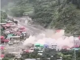 Banjir Bandang Terjang Uttarakhand, India: Permukiman Hancur, Akses Jalan Lumpuh
