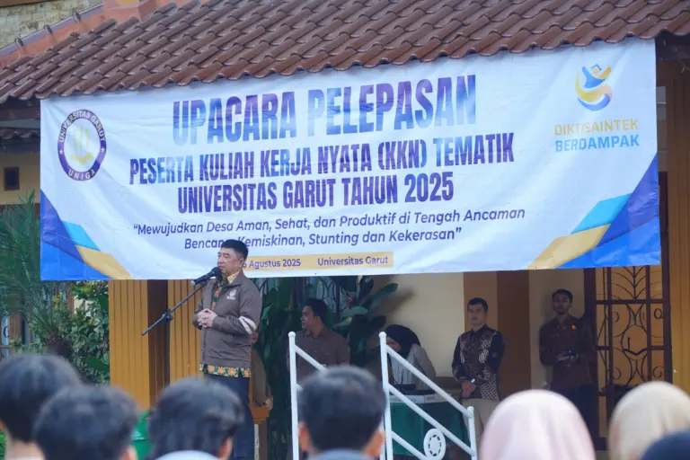 Lepas 1.503 Mahasiswa KKN, Bupati Garut: Ini Ajang Menguji Ilmu di Tengah Masyarakat