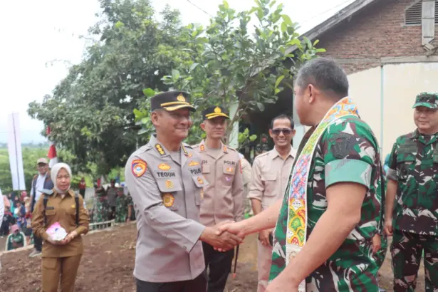 KASAD Launching Pembersihan Situ Bagendit, Garut