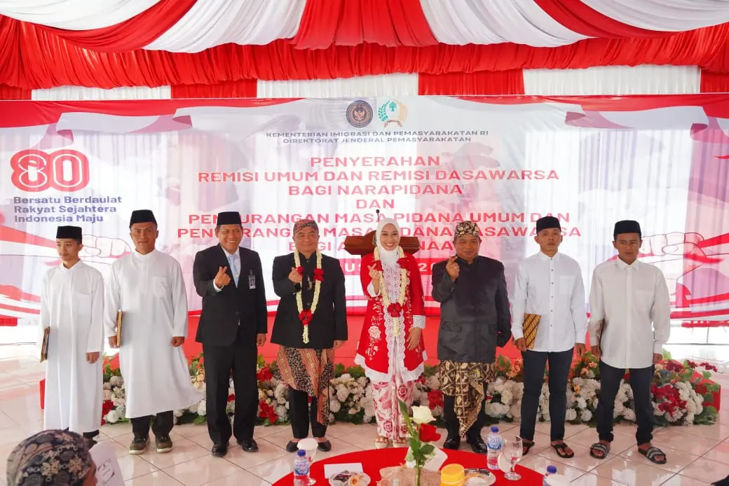 673 Warga Binaan Lapas Garut Dapat Remisi, 30 Langsung Bebas 673 Warga Binaan Lapas Garut Dapat Remisi, 30 Langsung Bebas