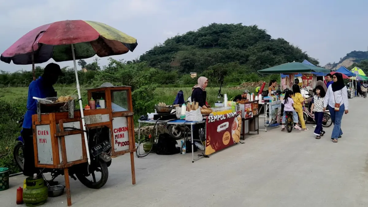 Pasar Sabtu Cipatik